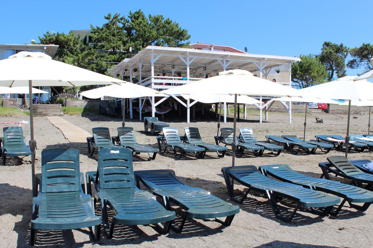National Hotel Kobuleti Exteriör bild