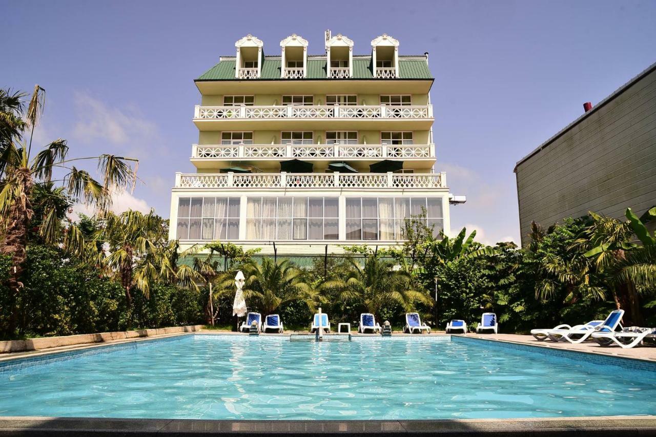 National Hotel Kobuleti Exteriör bild