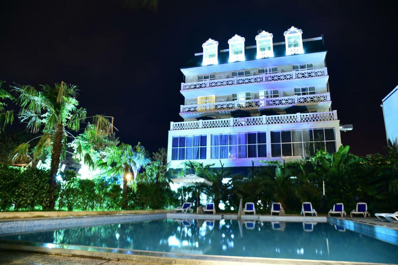 National Hotel Kobuleti Exteriör bild